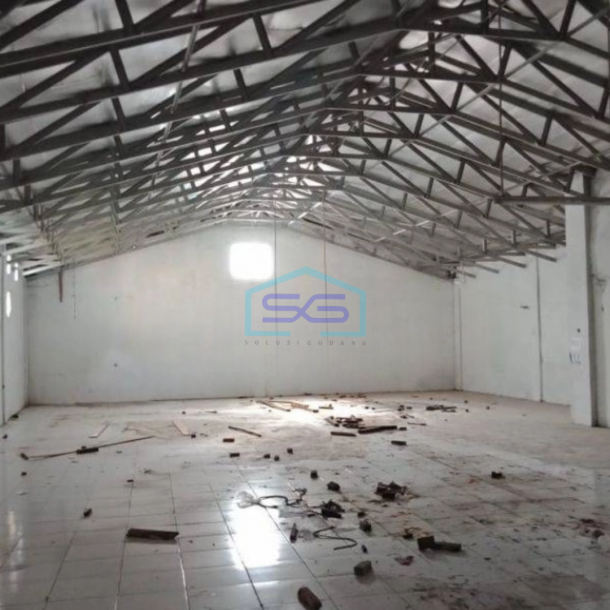 Disewakan Gudang di Sayap TKI Kopo Bandung Luas Tanah 470 m²-1