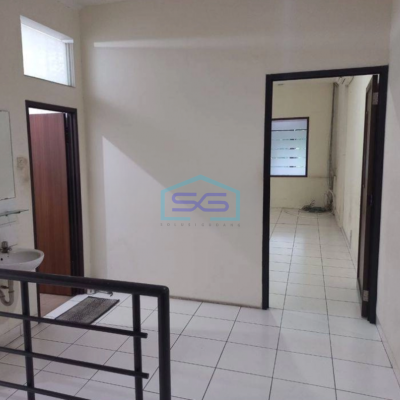 Disewakan Ruko di Gatot Subroto Bandung Luas Bangunan 200 m²