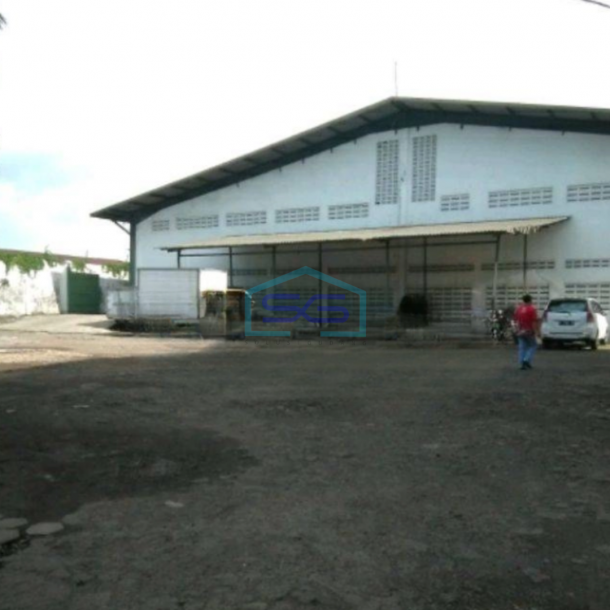 Disewakan Gudang di Soekarno Hatta Bandung Luas Tanah 4500 m²-1