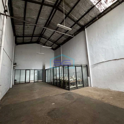 Dijual Gudang Bagus Strategis Di Bizpark Kopo Bandung Luas Tanah 209m2