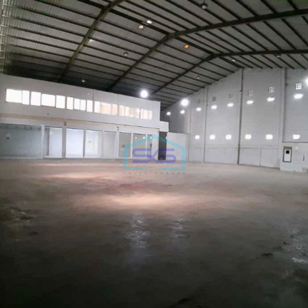 Dijual Gudang Luas Strategis di Mainroad Kiaracondong Bandung LT 1800m2-1