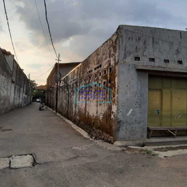 Dijual Gudang Luas Strategis di Mainroad Kiaracondong Bandung LT 1800m2-2