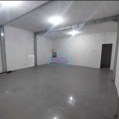 Disewakan Ruko Strategis Usaha Di Otista Ciateul Bandung Kota Luas 150m2