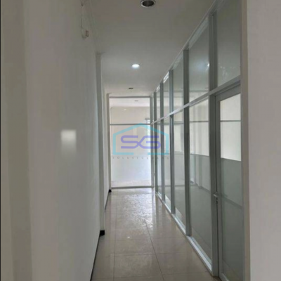 Dijual Sewa Ruko 3 Lantai di Karapitan Bandung Tengah Kota LB 280m2