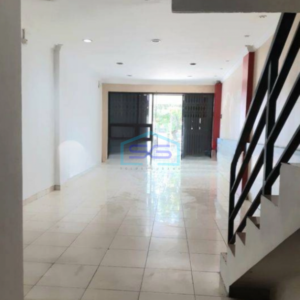 Disewakan Ruko Strategis 3 Lantai, di Sayap Riau Bandung Tengah Kota LB 120m2-1