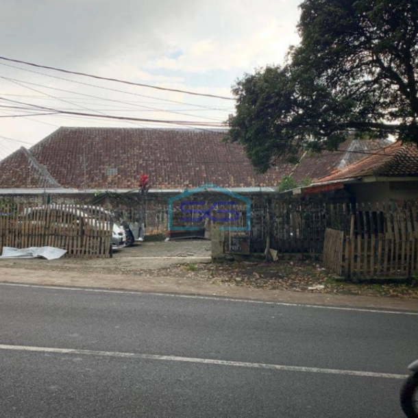 Dijual Ruang Usaha Bawah Njop Hitung Tanah Di Mainroad Setiabudi Bandung LT 521m2-1
