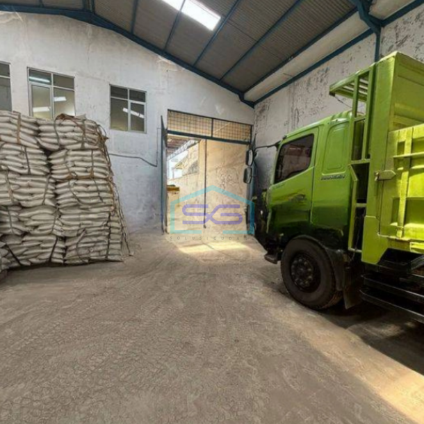 Dijual Cepat Gudang Murah di Taman Kopo Indah Bandung LT 630m2-3