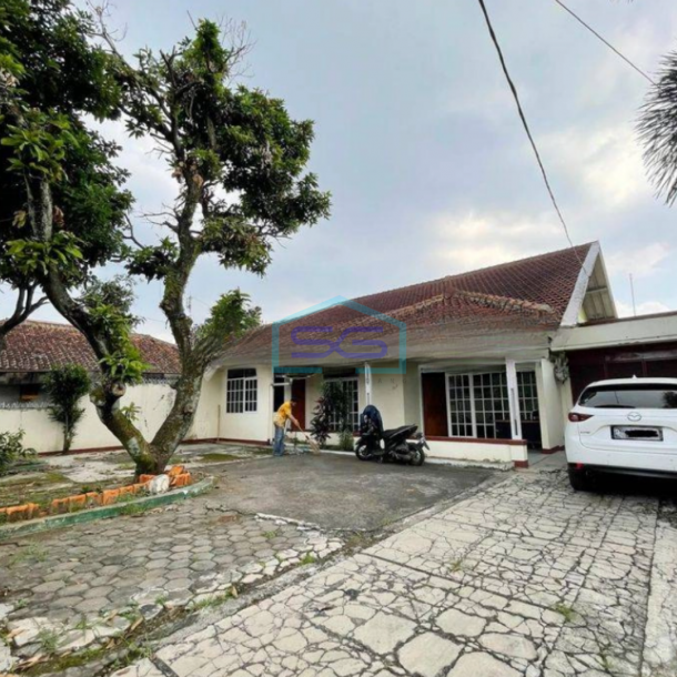 Dijual Murah Gudang dan Rumah di Cisaranten Kulon Arcamanik Bandung LT 710m2-1