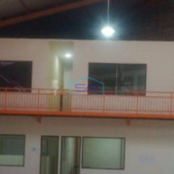 Disewakan Gudang masuk Tronton Kopo Bandung Luas 400m2-1