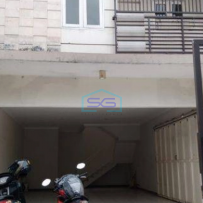 Disewakan Ruko Bagus Strategis di Sayap Kopo Bandung Kota LB 170m2