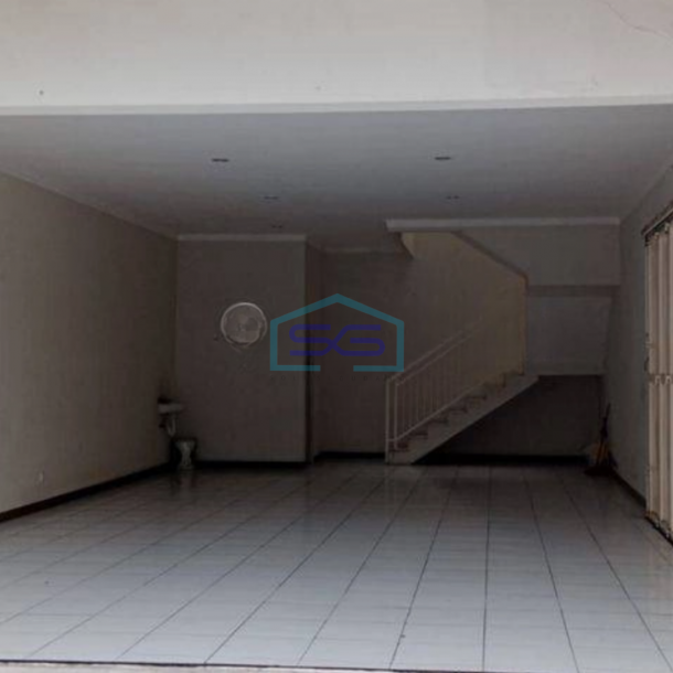 Disewakan Ruko Bagus Strategis di Sayap Kopo Bandung Kota LB 170m2-2