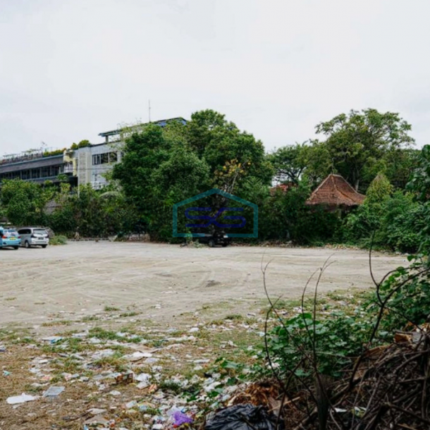 Dijual Tanah Luas 2000m2Letak  Strategis di Kuta Bali-1