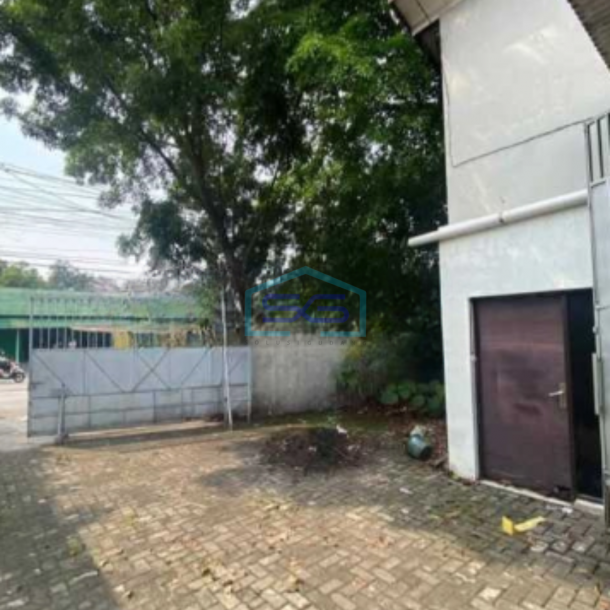 Dijual Gudang Siap Huni Luas Bangunan 200 m² di Genuk Semarang-1