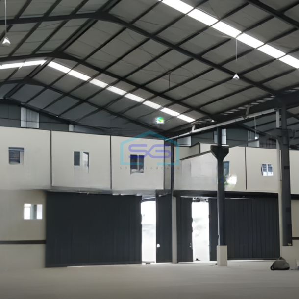 Dijual Gudang Ada Loading Dock Luas Tanah  2000 m² di Ngaliyan Semarang-1