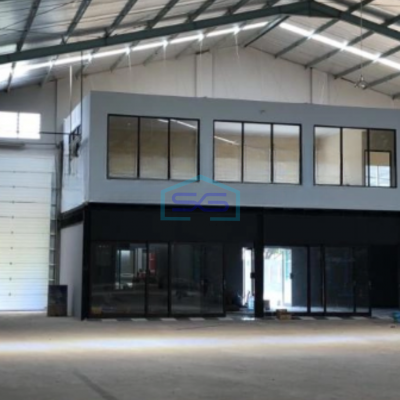 Dijual Gudang Luas Tanah 1500 m² Lokasi Bebas Banjir di Semarang Jawa Tengah