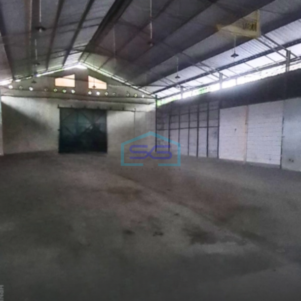 Disewakan Gudang Luas Bangunan  300 m² Lokasi Bebas Banjir di Ngaliyan Semarang-1