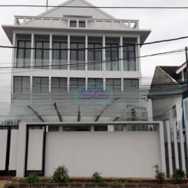 Dijual Ruang Usaha Luas Tanah 1585 m2 Lokasi Kebon Jeruk Jakarta Barat-1