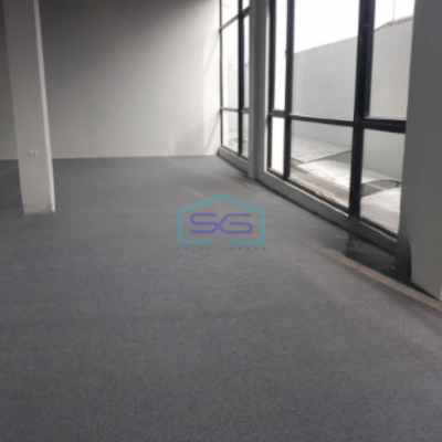 Dijual Ruang Usaha Luas Tanah 1585 m2 Lokasi Kebon Jeruk Jakarta Barat