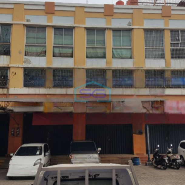 Dijual Ruko 3 Lantai Luas Bangunan  500 m² Lokasi Cempaka Mas Jakarta Pusat-1