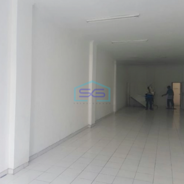 Dijual Ruko Siap Huni Luas Bangunan 378 m² Lokasi Kembangan Jakarta Barat-1
