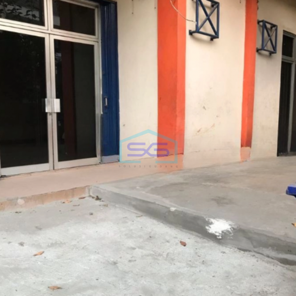 Dijual Gudang Luas Bangunan  650 m² Ada Kantor di Serpong Tangerang Selatan-3