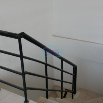 Disewakan Ruko Luas Bangunan 283 m² Lokasi Kalderes Jakarta Barat