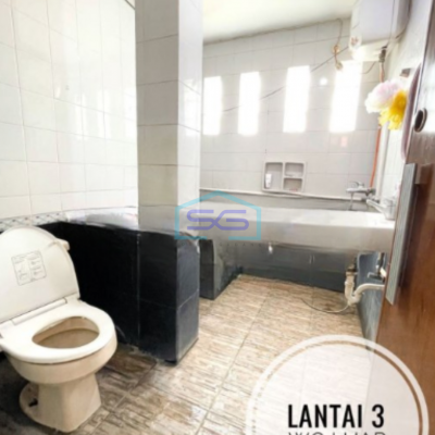 Dijual Ruko Murah Luas Bangunan  270 m² Lokasi Kebon Jeruk Jakarta Barat