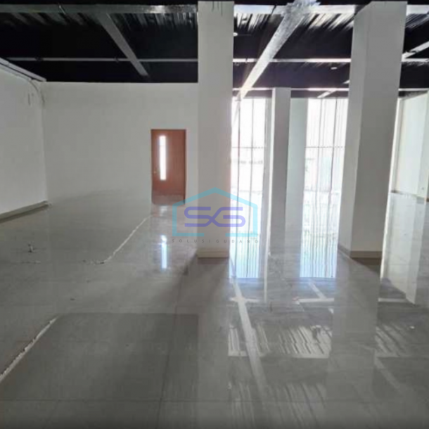 Dijual Ruko Ada Lift Luas Bangunan 276 m² Lokasi Muara Karang Jakarta Utara-4