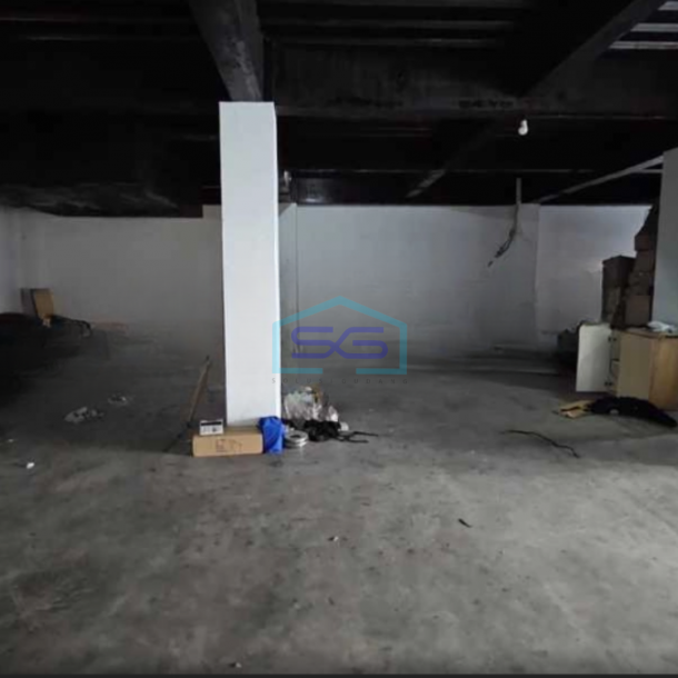 Dijual Ruko Ada Lift Luas Bangunan 276 m² Lokasi Muara Karang Jakarta Utara-3