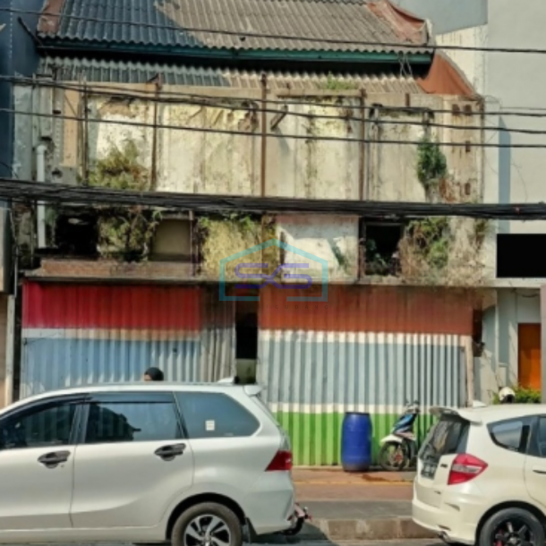 Disewakan Ruko Luas Bangunan 200 m² Lokasi Gambir Jakarta Pusat-1
