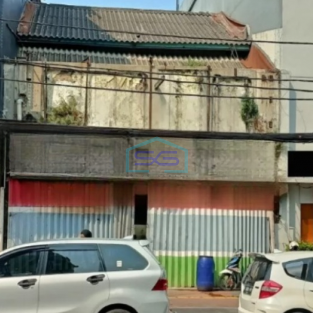 Disewakan Cepat Ruko Kondisi Bagus Luas Bangunan  200 m² Lokasi Gambir Jakarta Pusat-1