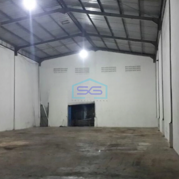 Dijual Gudang Ada Kantor Luas Bangunan  360 m² Lokasi Jati Uwung Tangerang-2