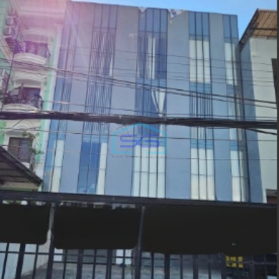 Disewakan Ruang Usaha Ada Lift Luas Tanah  276 m² Lokasi di Muara Karang Jakarta Utara