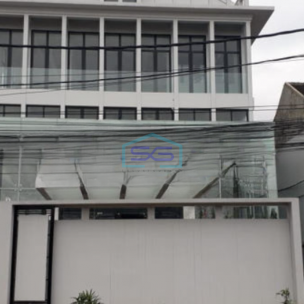 Dijual Gudang Luas Bangunan  2910 m² Lokasi di Kebon Jeruk Jakarta Barat-1