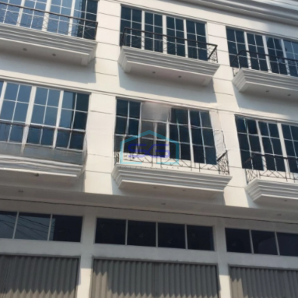 Dijual Ruko Luas Bangunan 100 m² Lokasi Muara Karang Jakarta Utara-1