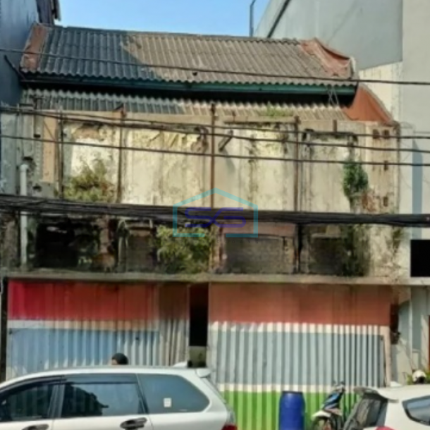 Disewakan Ruko Luas Tanah  200 m² Lokasi di Gambir Jakarta Pusat-1