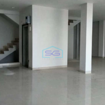 Disewakan Ruko Luas Bangunan 680 m² Lokasi Penjaringan Jakarta Utara