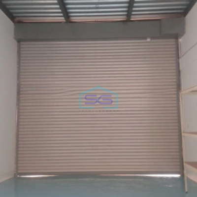 Disewakan Gudang Luas Bangunan 306 m² Lokasi Pasar Kemis Tangerang