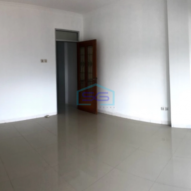 Dijual Gudang Luas Bangunan 140 m² Lokasi Tomang Jakarta Barat-1