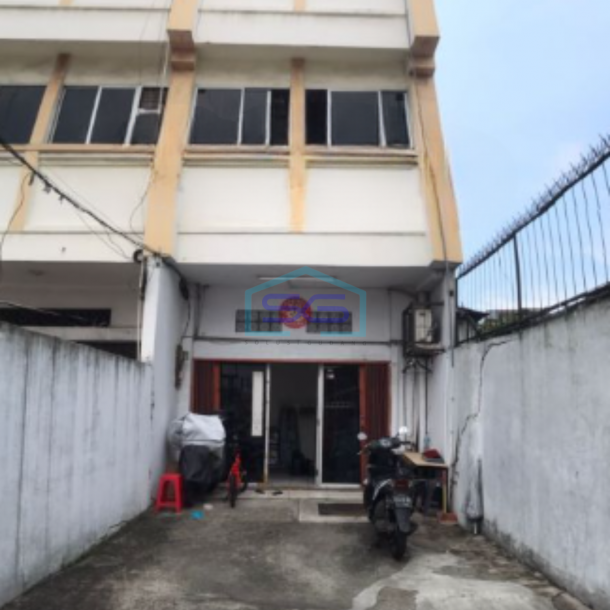 Dijual Ruko Luas Tanah  124 m² Lokasi di Tambora Jakarta Barat-1