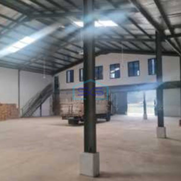 Disewakan Gudang Luas Tanah 750 m²  Lokasi Citeureup Bogor-2
