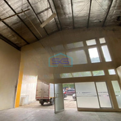 Disewakan Gudang Luas Tanah  364 m² di Penggilingan Jakarta Timur-2