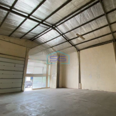 Disewakan Gudang Siap Huni Lokasi Bebas Banjir di Penggilingan Jakarta Timur Luas Bangunan 180 m²