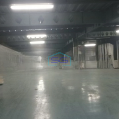 Disewakan Gudang Ada Kantor Luas Bangunan  1688 m² di Penggilingan Jakarta Timur-3