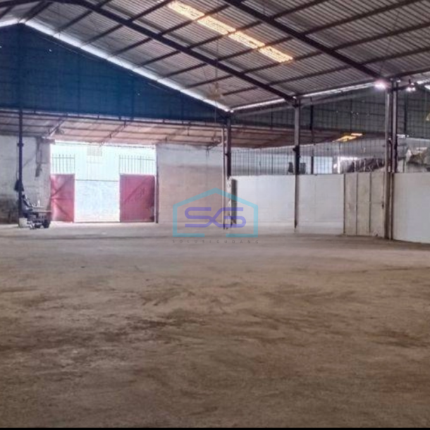 Disewakan Gudang di Cipondoh Tangerang Luas Bangunan  1600 m²-1