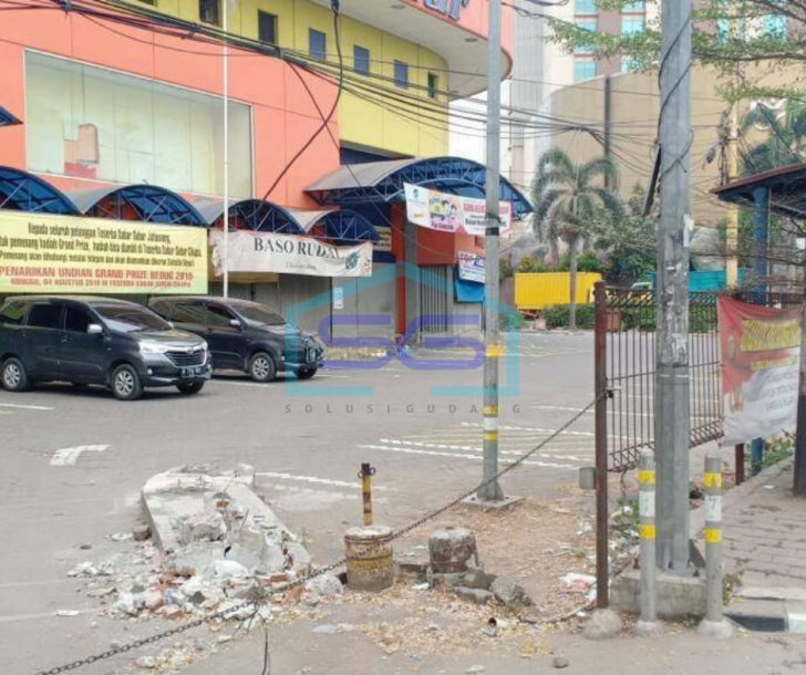 Dijual Ex supermarket di tangerang strategis cocok untuk gudang dan showroom-1