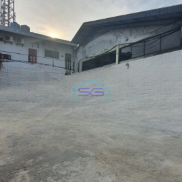 Dijual Gudang Ada Kantor Luas Bangunan  1300 m² di Pluit Jakarta Utara-4