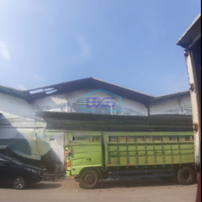 Dijual Gudang Akses Container Luas Bangunan  405 m² di Cengkareng Jakarta Barat-2