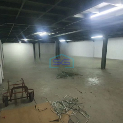 Dijual Gudang Ada Kantor dan Lift Barang Luas Bangunan  2500 m² di Cengkareng Jakarta Barat-3