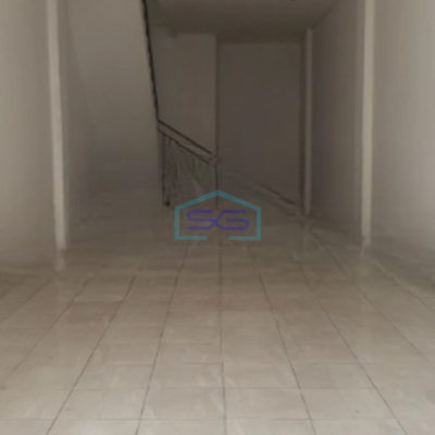 Disewakan Ruko Siap Pakai Luas Bangunan  200 m² di Tambora Jakarta Barat